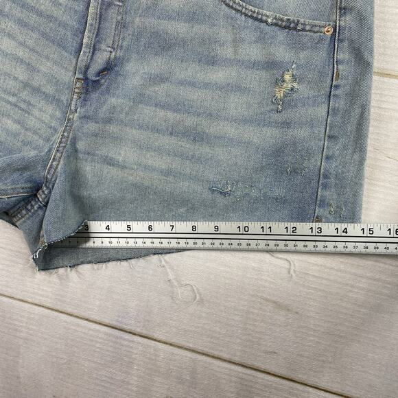 Wild Fable Shorts Womens Jr 17 Super High Rise Denim Jean 3” Inseam Cut Off NWT - Picture 8 of 11